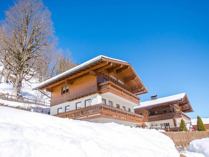 Vakantieappartement voor 6 personen, with Balkon and Terras as well as Tuin in Hinterglemm