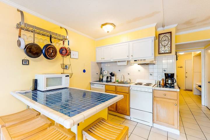 Vacation apartment for 4 people, with balcony and pool - 1