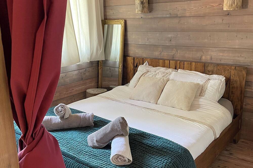 Cosy Forrest Cabin near the Beach in Labenne Océan, Labenne
