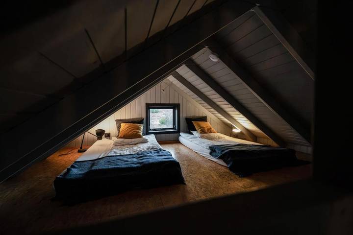 Location de vacances pour 4 personnes, avec jacuzzi ainsi que terrasse et jardin, adapté aux familles à Mosfellsbær - 4