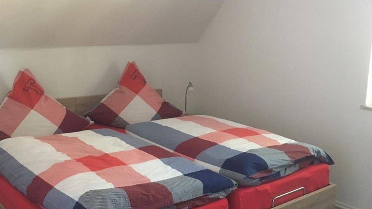 Ganze Ferienwohnung, Ferienwohnung für 4 Personen (65 m²) in Westerstede in Westerstede, Ammerland