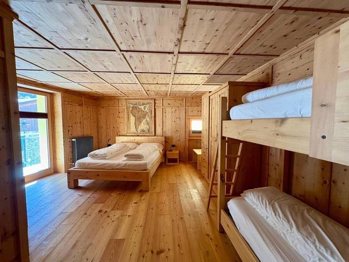 Agriturismo per 4 persone, con balcone e panorama in Provincia di Sondrio