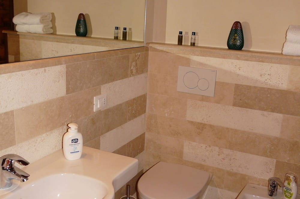 Entire apartment, Elegant apartment in an old hamlet in Pistoia, Pistoia Province