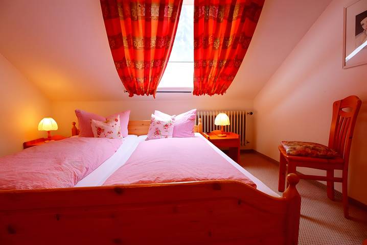 Hütte für 6 Personen, mit Balkon und Garten im Südschwarzwald - 2