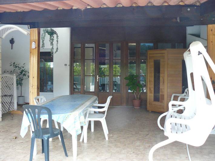 Gîte pour 4 personnes, avec jardin ainsi que terrasse et piscine dans les Alpes-de-Haute-Provence - 4