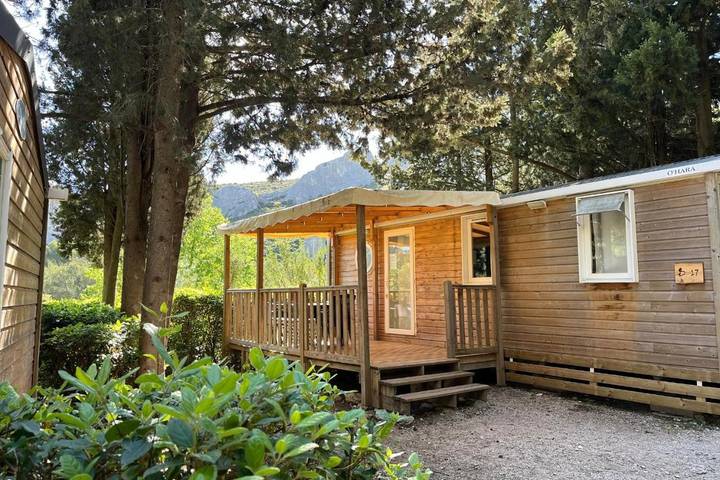 Location de vacances pour 5 personnes, avec terrasse et piscine, animaux acceptés à Orgone - 2
