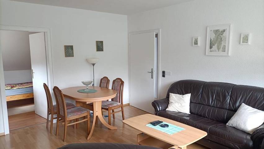 Ferienwohnung für 5 Personen, mit Balkon und Terrasse sowie Garten und Seeblick in Rinteln - 3