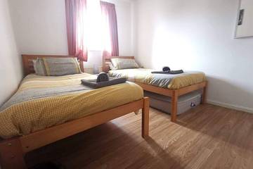 Holiday Home for 9 People in Plymouth, South West England, Photo 3