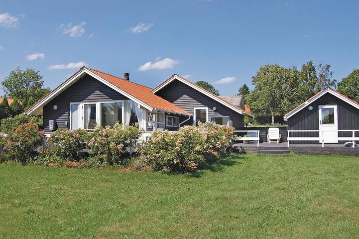 Ferienhaus für 6 Personen, mit Garten und Sauna sowie Terrasse - 1