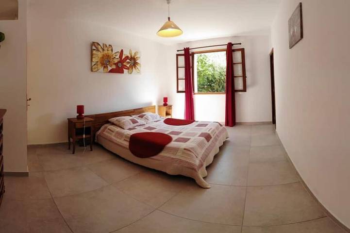 Gîte pour 4 personnes, avec jardin et terrasse, animaux acceptés dans Port de Centuri - 2