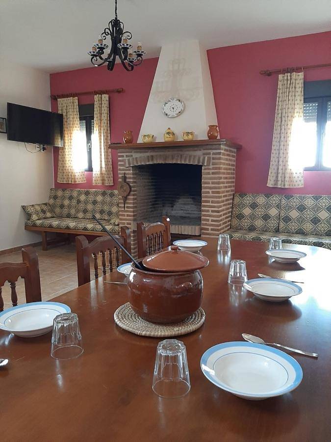 Casa de vacaciones para 8 personas, con jardín además de piscina y vistas, Se admiten mascotas en Mancha Alta de Toledo - 2