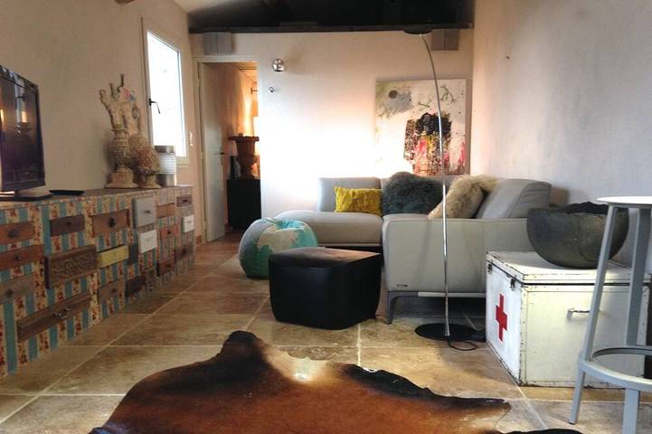 Gîte pour 4 personnes, avec jardin ainsi que terrasse et piscine à Forcalquier - 2