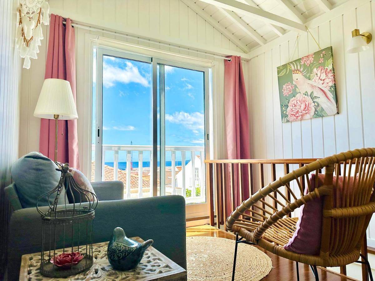 Appartement entier, Bungalow with Sea View in Lajes do Pico, Pico (Açores)