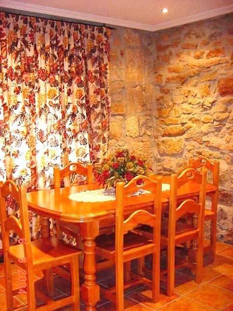 Casa rural para 7 personas, con vistas y balcón, Se admiten mascotas en Pinares (Soria) - 4