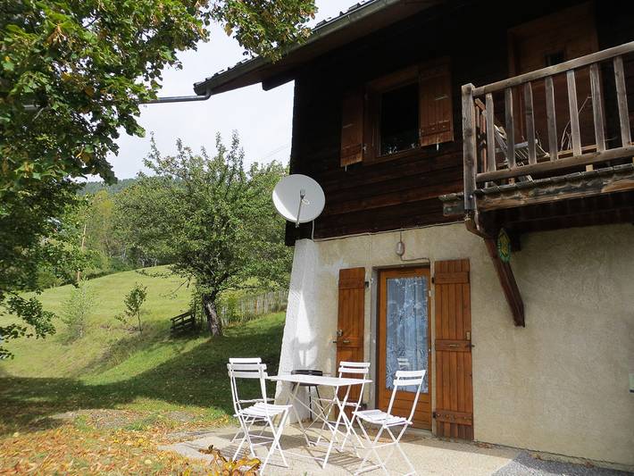 Gîte pour 4 personnes, avec jardin, animaux acceptés à Les Thuiles