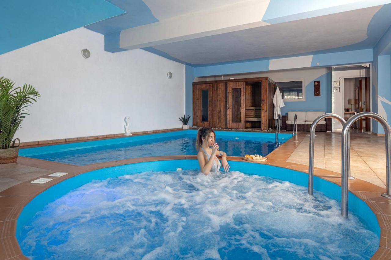 Villa with Private Pool in Iraklio-Heraklion und Umgebung