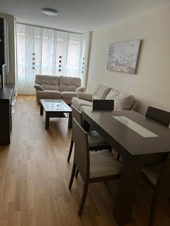 Apartamento de vacaciones para 4 personas, con vistas y terraza - 1