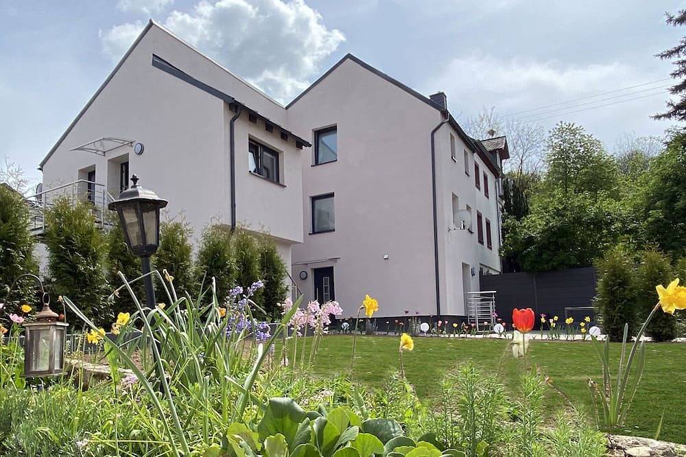 Sonnenlay Lounge - Das Haus in Brauneberg, Bernkastel-Kues & Umgebung