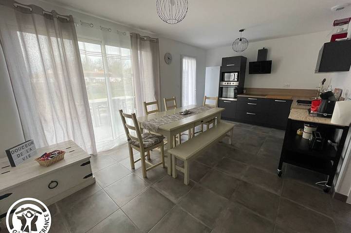 Gîte pour 6 personnes, avec jardin
