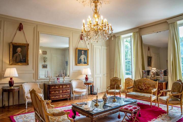 Chambre d’hôte pour 2 personnes, avec Terrasse et Jardin ainsi que Piscine et Vue