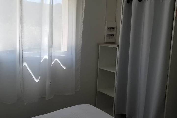 Gîte pour 4 personnes, avec jardin et terrasse à Robion - 3