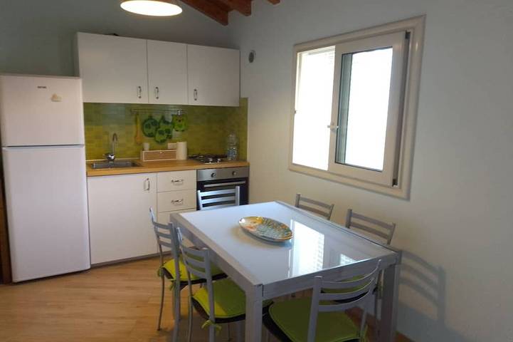 Apartamento entero, Etna and Sea Suite: Nestled between the slopes of Mount Etna and the beautiful sea of Taormina in Zafferana Etnea, Etna