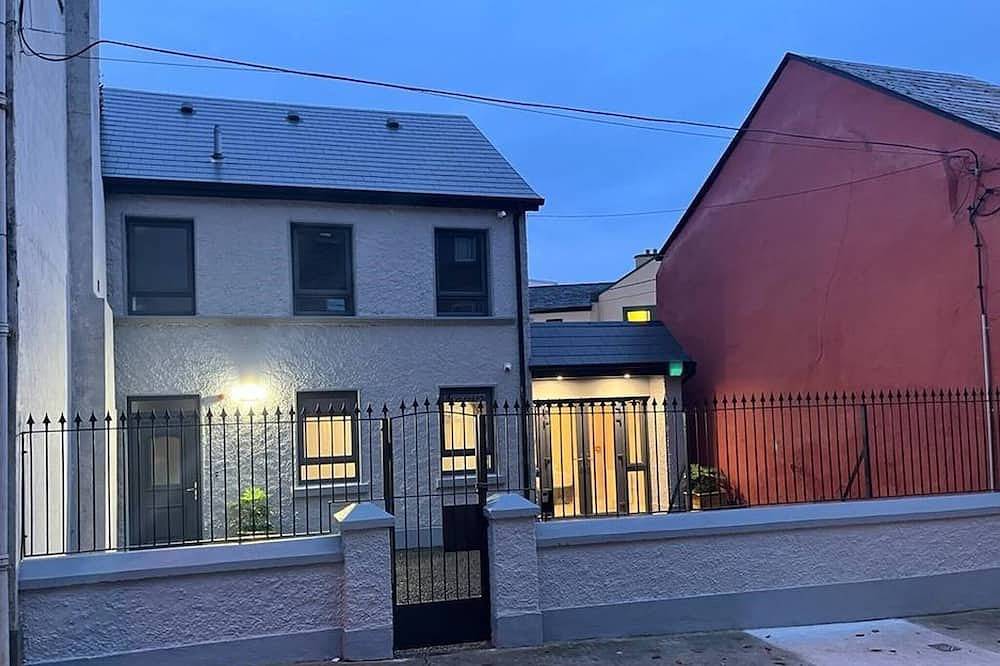 Old Market Street - Modern & Homely in City Center in Sligo, County Sligo