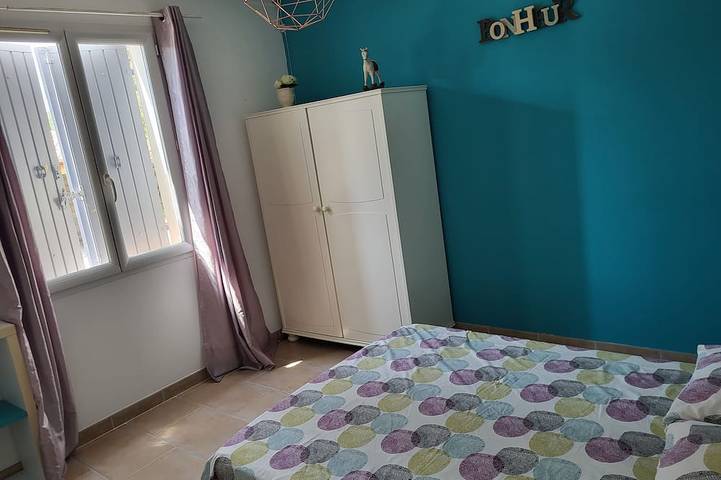 Location de vacances pour 6 personnes, avec jardin et terrasse à Aramon - 3