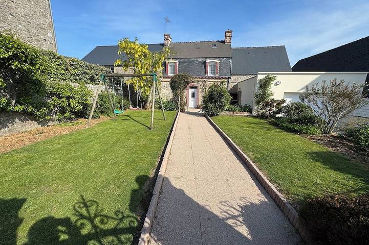 Location de vacances pour 6 personnes, avec jardin, animaux acceptés à Anneville-en-Saire