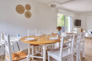 Maison De Vacances pour 8 Personnes dans La Forêt-Fouesnant, Région de Quimper, Photo 2