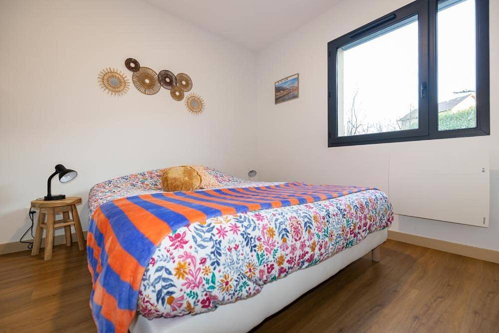 Appartement entier, Gîte neuf au calme, Rdc, Terrasse, Parking, 2 chambres, Clim in Beaucroissant, Isère