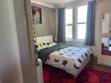 Vacation Apartment for 6 Guests in Greenwich, London, Picture 3