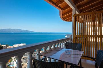 Maison d’hôte pour 3 personnes, avec terrasse et jardin à Saranda