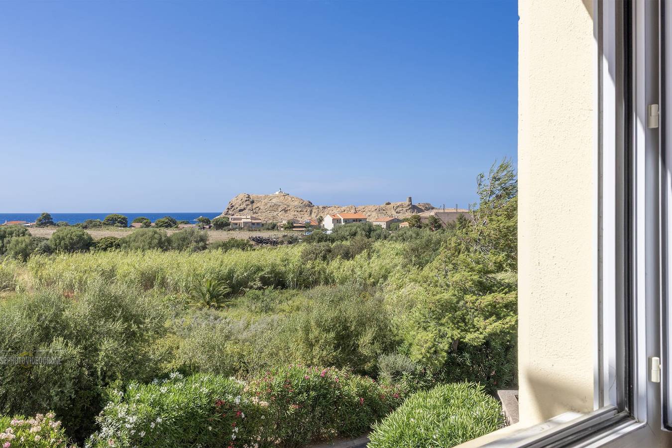 Appartement entier, Casa Luiggina – Appartement de charme avec vue mer au cœur de L’Île-Rousse in L'Île-Rousse, Région de Calvi