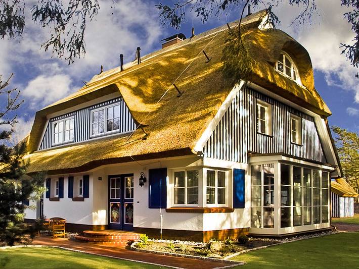 Ferienhaus für 7 Personen, mit Terrasse und Garten in Prerow