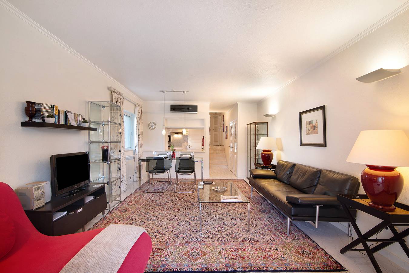 Apartamento entero, Apartamento 'Bia' con terraza privada, Wi-Fi y aire acondicionado in Vale do Lobo, Almancil