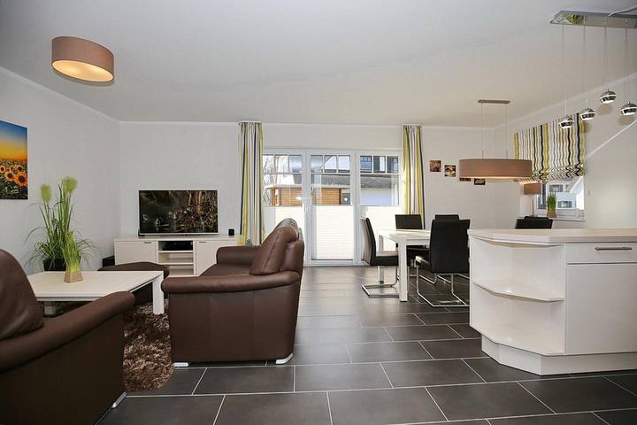 Ferienhaus für 6 Personen, mit Terrasse und Sauna in Boltenhagen - 3