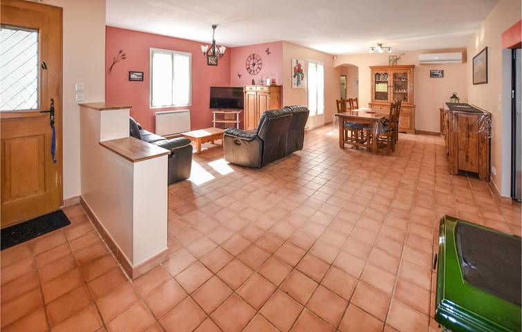 Location de vacances pour 7 personnes, avec terrasse et jardin à Mazan - 4