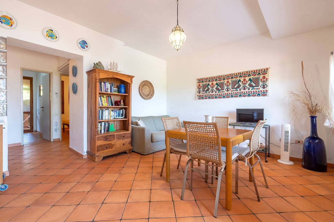 Casa Vacanze 'I Lentischi C11' con vista mare, terrazza privata e aria condizionata in Stintino, Nurra