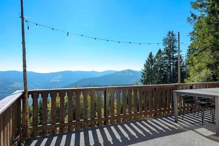 Chalet für 8 Personen, mit Garten - 1
