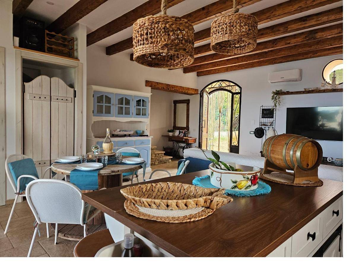 Villa Cerasella - Rustic Sicilian Retreat with Private Pool & Sunset View in Salvina, Trappeto