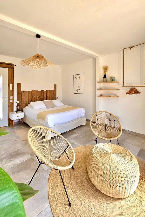 Location de vacances pour 8 personnes, avec piscine et sauna ainsi que jardin et jacuzzi à Montségur-sur-Lauzon - 3