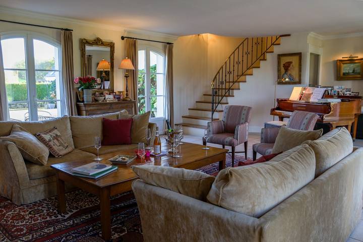 Location de vacances pour 8 personnes, avec jardin ainsi que bassin pour enfant et jacuzzi, animaux acceptés à Epiniac - 2