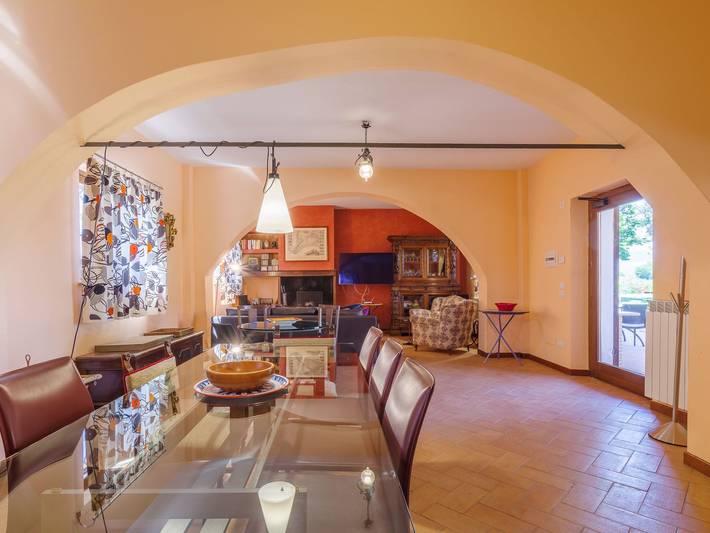 Location de vacances pour 13 personnes, avec piscine et jardin, animaux acceptés à Bevagna - 2