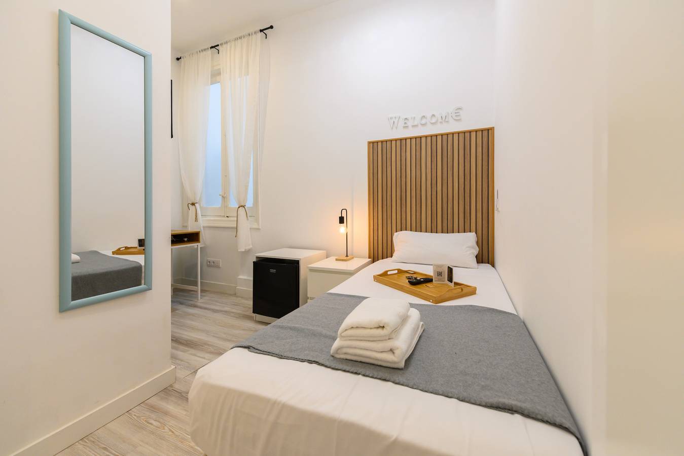 Appartamento intero, M Singapur: habitación con comodidad y zo in Centro (Madrid), Madrid