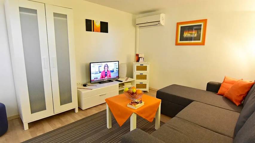 Ferienwohnung für 4 Personen, mit Terrasse in Savudrija - 2