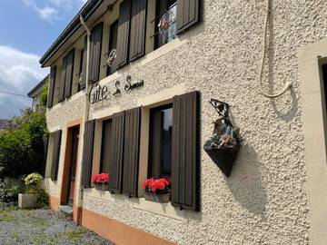 Location de vacances pour 28 personnes, avec sauna et jardin à Chiny