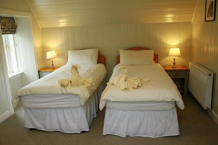 Location de vacances pour 6 personnes, avec jardin à Glencoe - 2