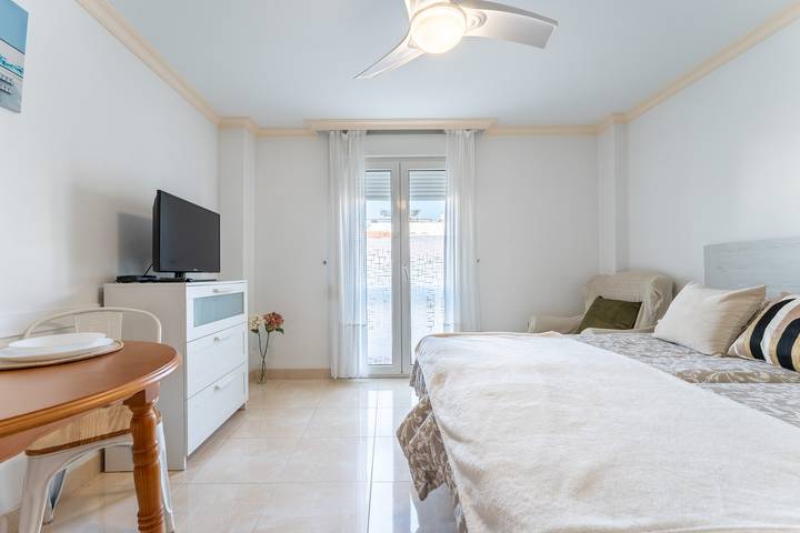 Entire apartment, MalagaSuite Levante 4 in La Carihuela, Torremolinos