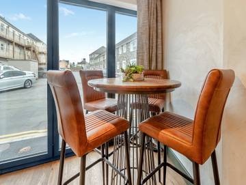 Holiday Rental for 4 People in Narberth, Pembrokeshire, Photo 2